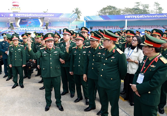 Giảm bớt phụ thuộc Nga, Việt Nam đa dạng nguồn cung vũ khí từ Hoa Kỳ, châu Âu và Trung Quốc?