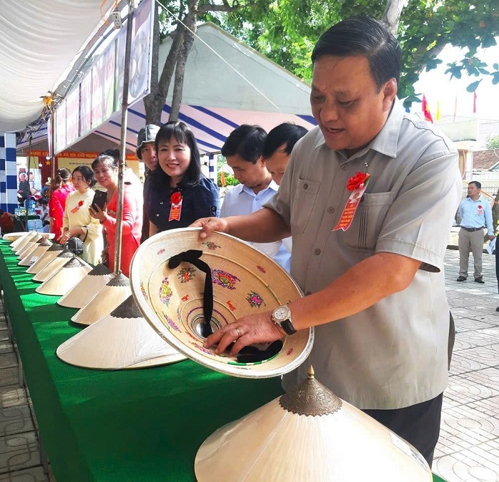 Nghề chằm nón ngựa Phú Gia - Di sản văn hóa phi vật thể quốc gia