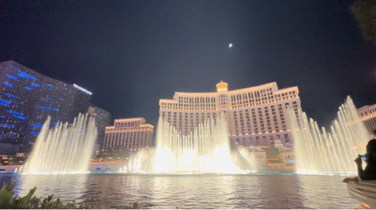 Nevada: Trình diễn nhạc nước độc đáo tại đài phun nước Bellagio, Las Vegas