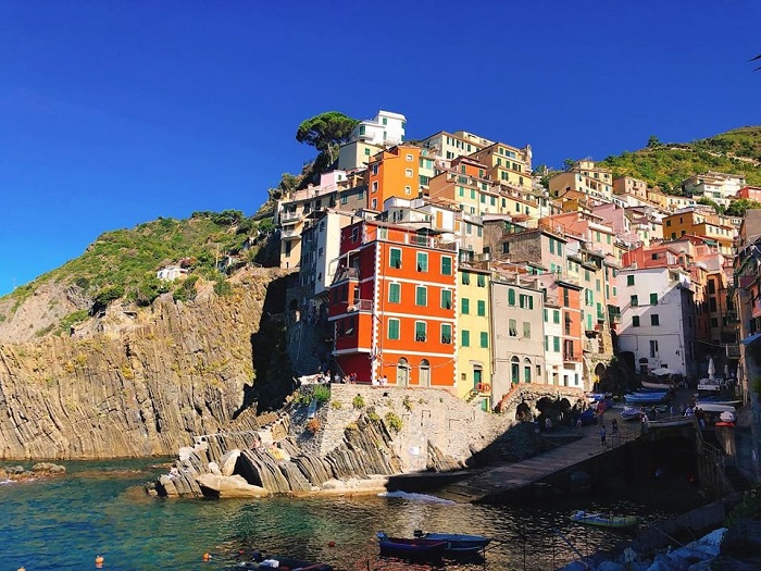 Ghé thăm vùng đất Cinque Terre xinh đẹp tại Italia